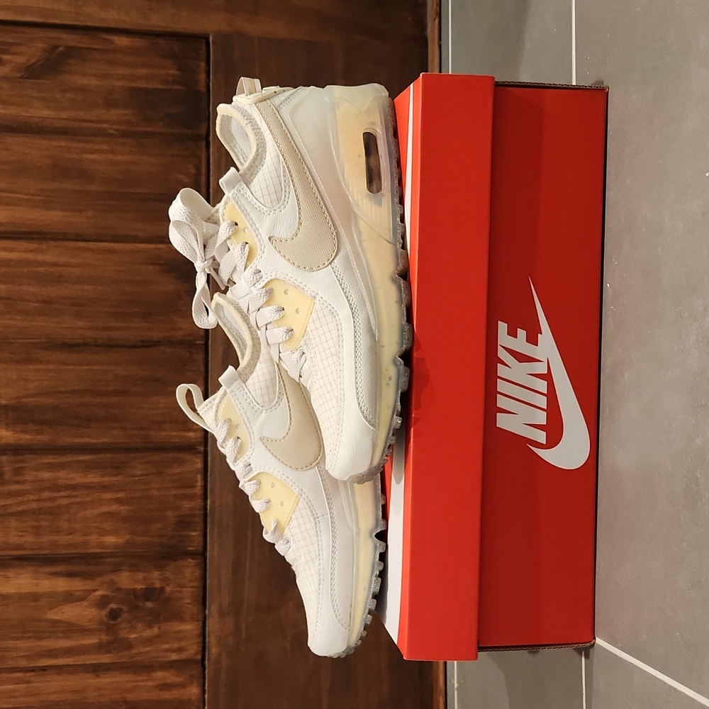 Nike Air Max Terrascape 90 Women's Shoes